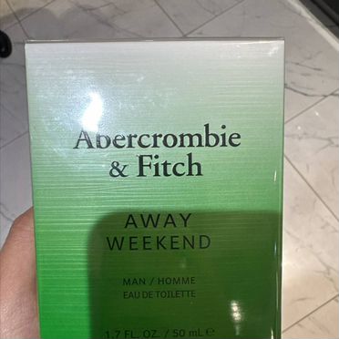 Abercrombie fitch away weekend
