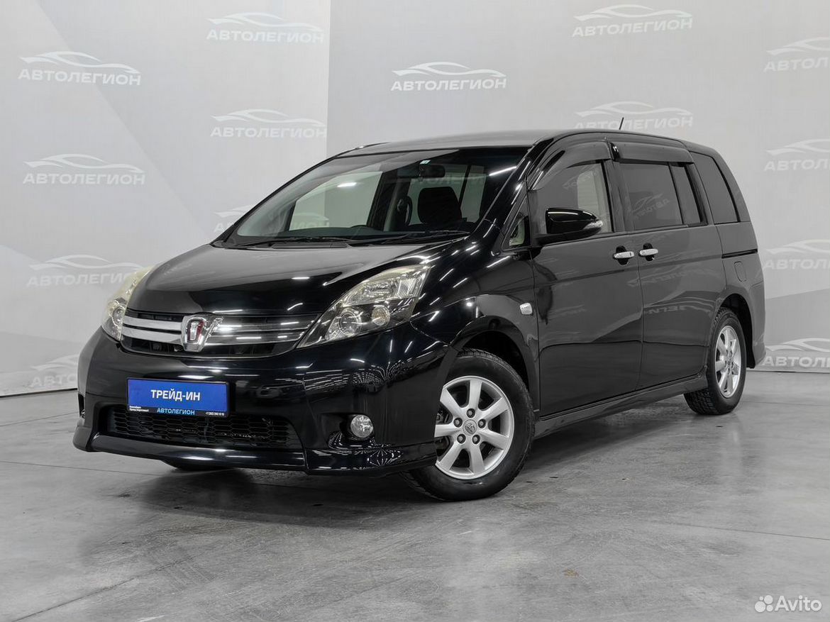 Toyota Isis 1.8 CVT, 2013, 141 000 км