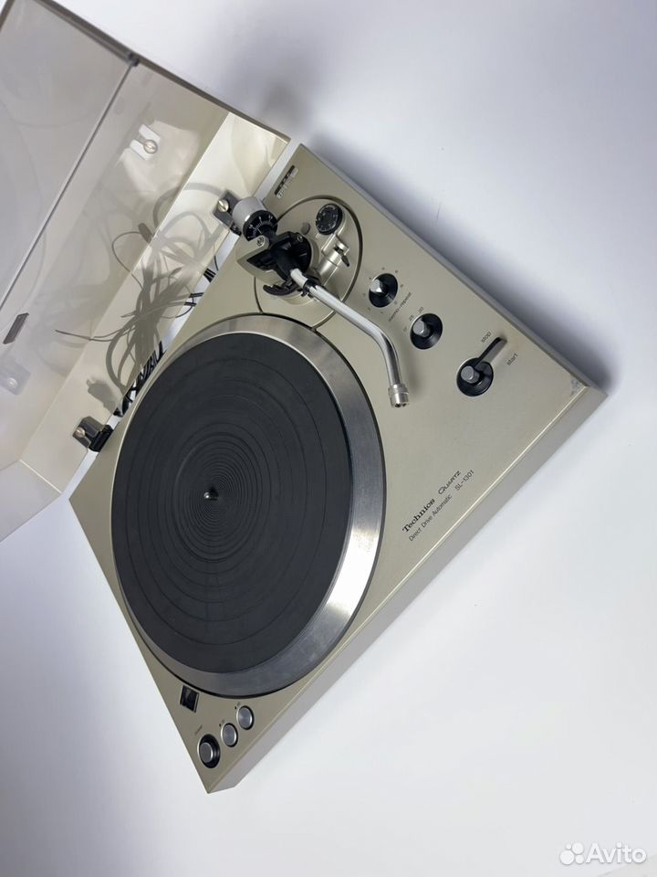 Виниловый проигрыватель Technics SL-1301, Москва