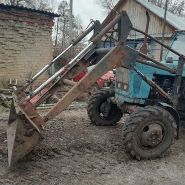 Фронтальный погрузчик мтз 320П04, 2014