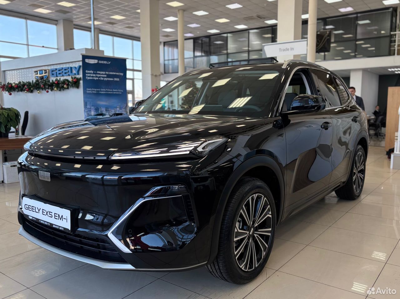 Geely EX5 Гибрид 1.5 AT, 2026