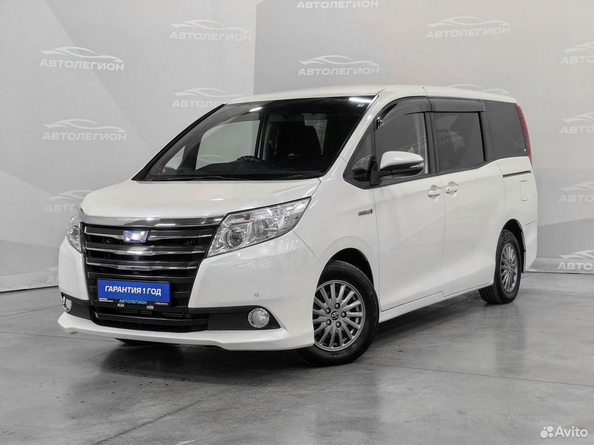 Toyota Noah 1.8 CVT, 2015, 174 556 км