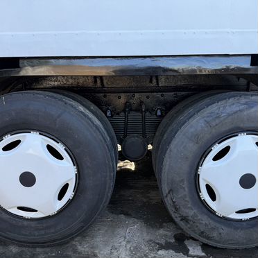 Изотермический фургон 48 м³ КАМАЗ 65117, 2012