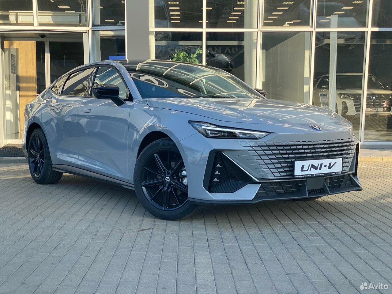 Changan UNI-V 1.5 AMT, 2025