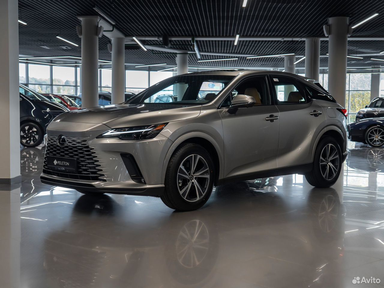 Lexus RX 2.0 AT, 2026